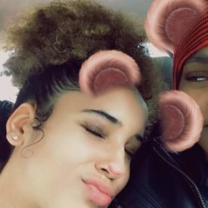 Meet your Posher, Hailey